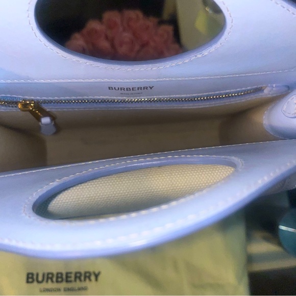 Burberry ; Natural/pale blue min pocket bag - Picture 1 of 4
